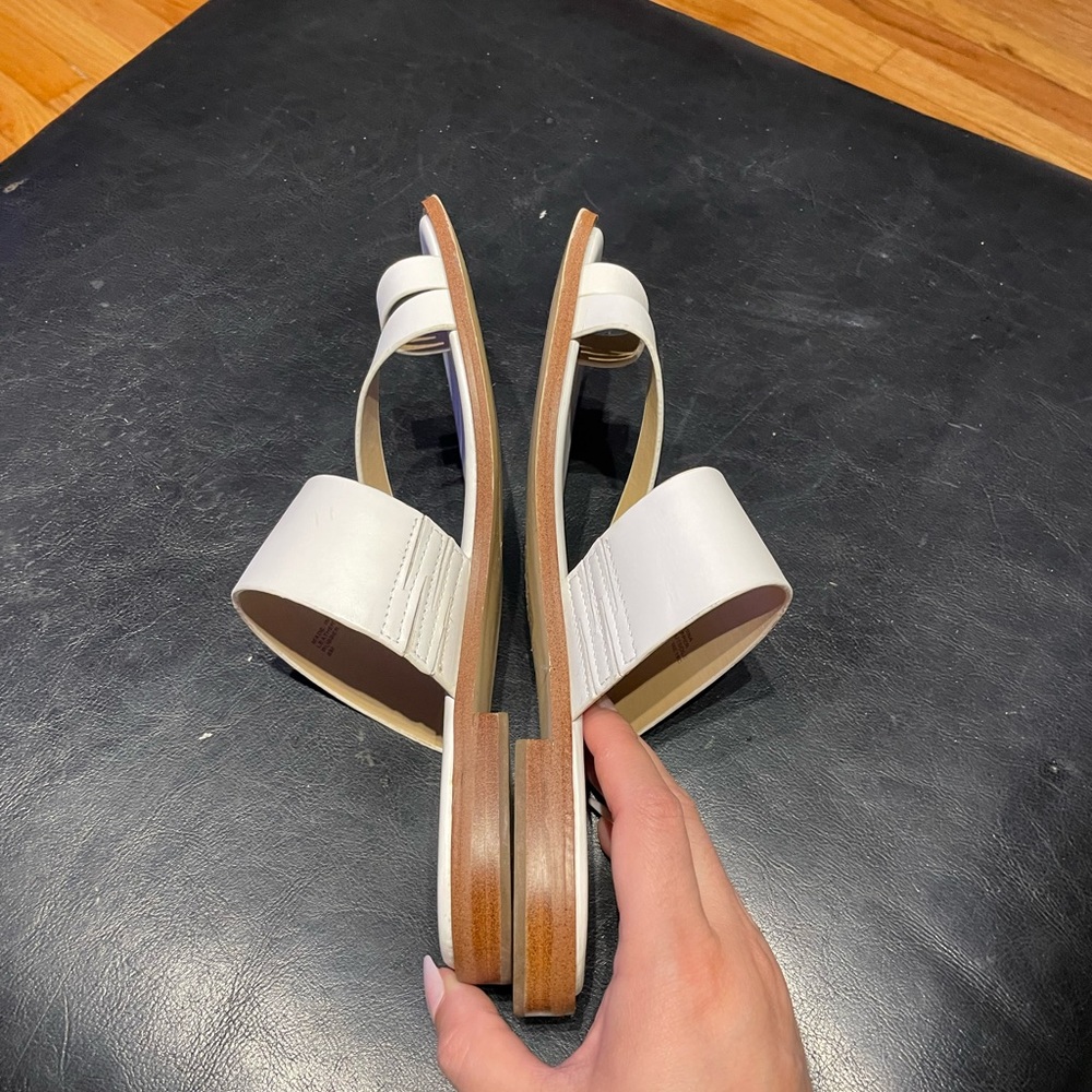 Michael Kors Leather Ring Toe flop Slides Slipon Sandals Strap Asymmetric 8 - Picture 3 of 8